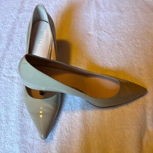 Calvin Klein Patent Leather Heeld